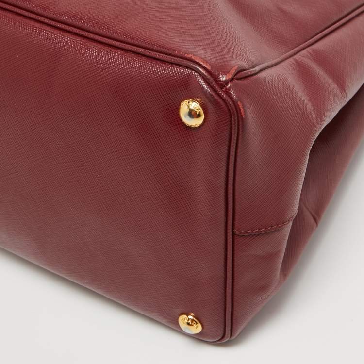 Pre Owned Prada Red Saffiano Leather Large Galleria Tote