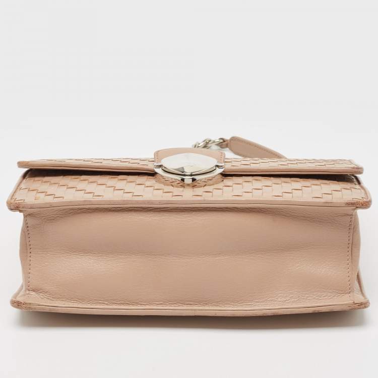 مملوكة مسبقًا Prada Beige Madras Woven Leather Chain Flap Bag