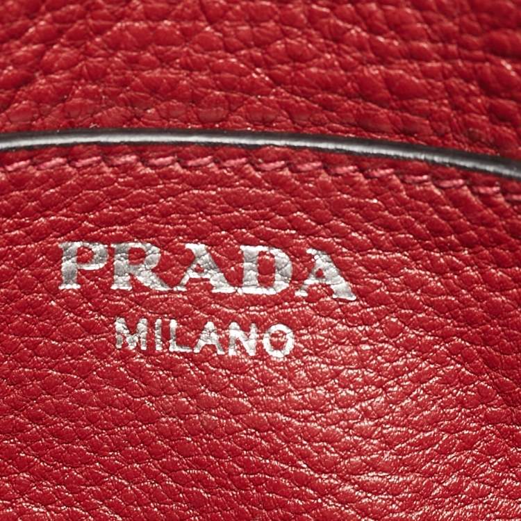 Pre Owned Prada Red Vitello Phenix Leather Double Zip Crossbody Bag