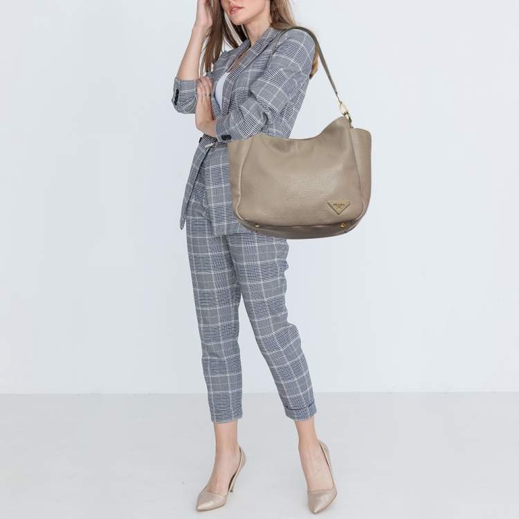 Pre Owned Prada Grey Vitello Daino Leather Side Pocket Zip Hobo