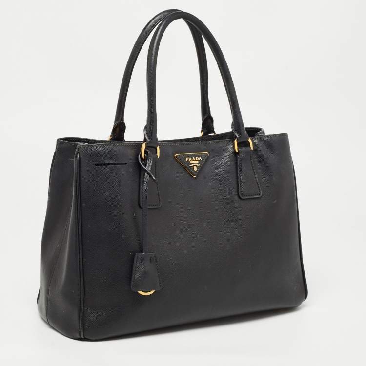 Pre Owned Prada Black Saffiano Lux Leather Medium Middle Zip Tote