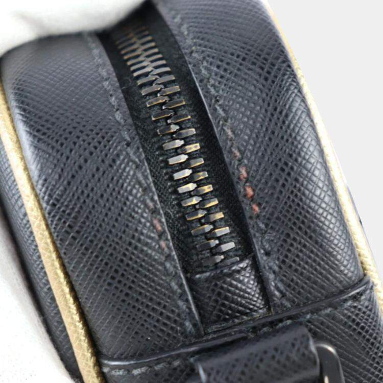 Pre Owned  Prada Black Leather Travel shoulder bag 