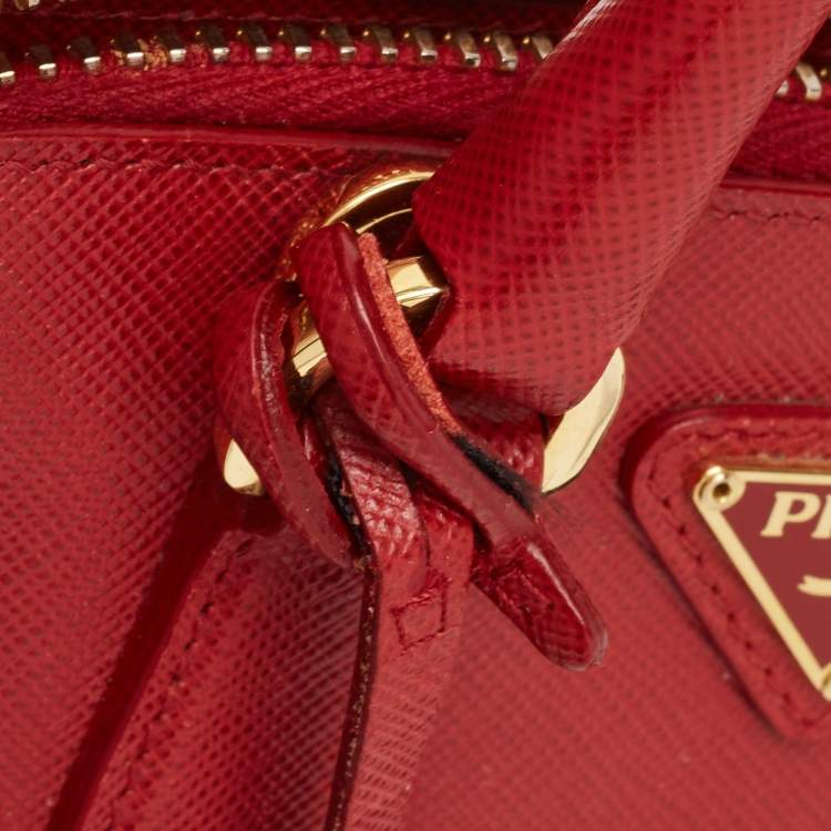 Pre Owned Prada Red Saffiano Lux Leather Mini Promenade Satchel