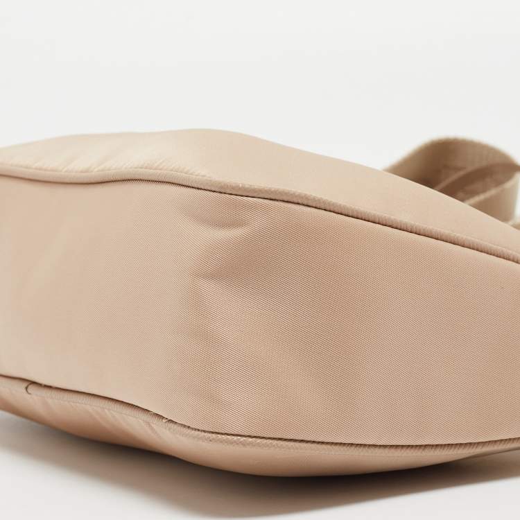 Pre Owned Prada Beige Nylon and Leather Re-Edition 2005 Shoulder Bag