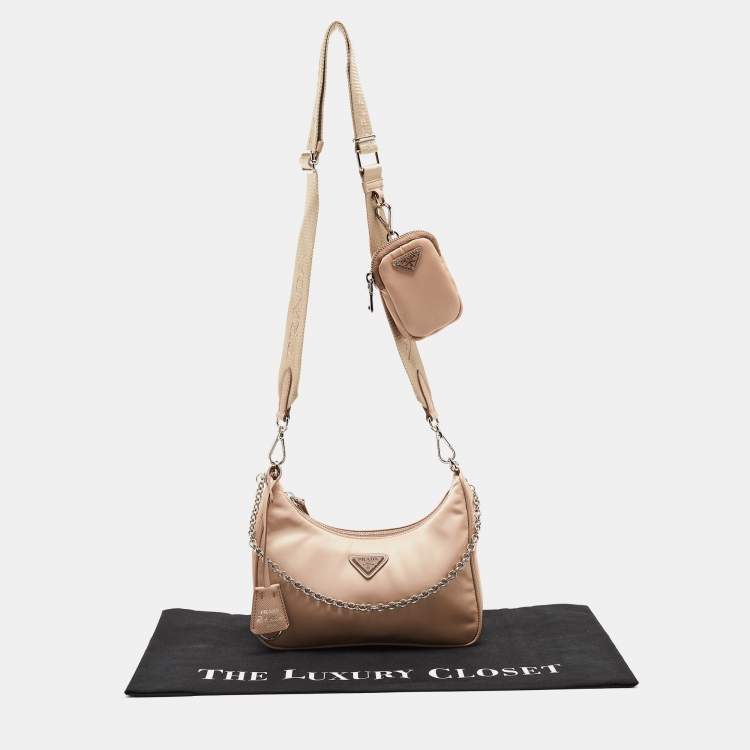 Pre Owned Prada Beige Nylon and Leather Re-Edition 2005 Shoulder Bag