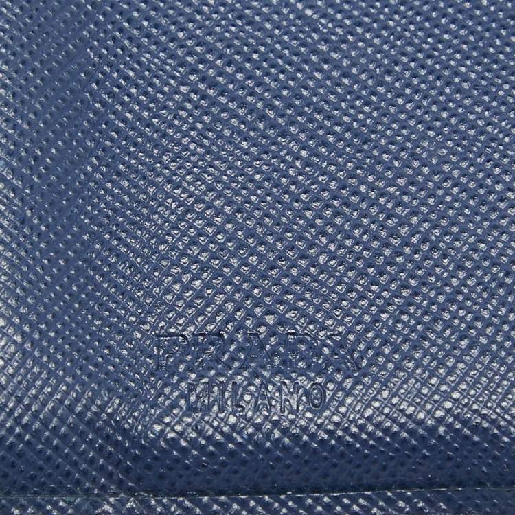 مملوكة مسبقًا Prada Blue Saffiano Leather Trifold Wallet