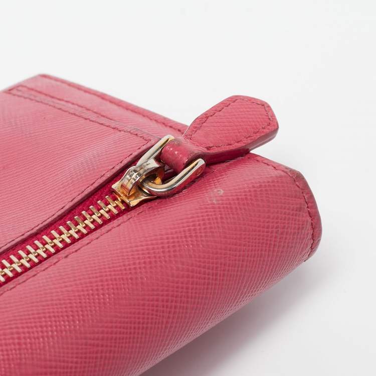 Pre Owned Prada Pink Saffiano Metal Leather Triangle Logo Flap Continental Wallet