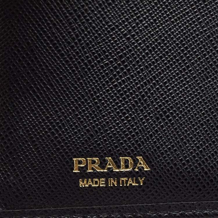 Pre Owned Prada Black Saffiano Leather Bifold Wallet