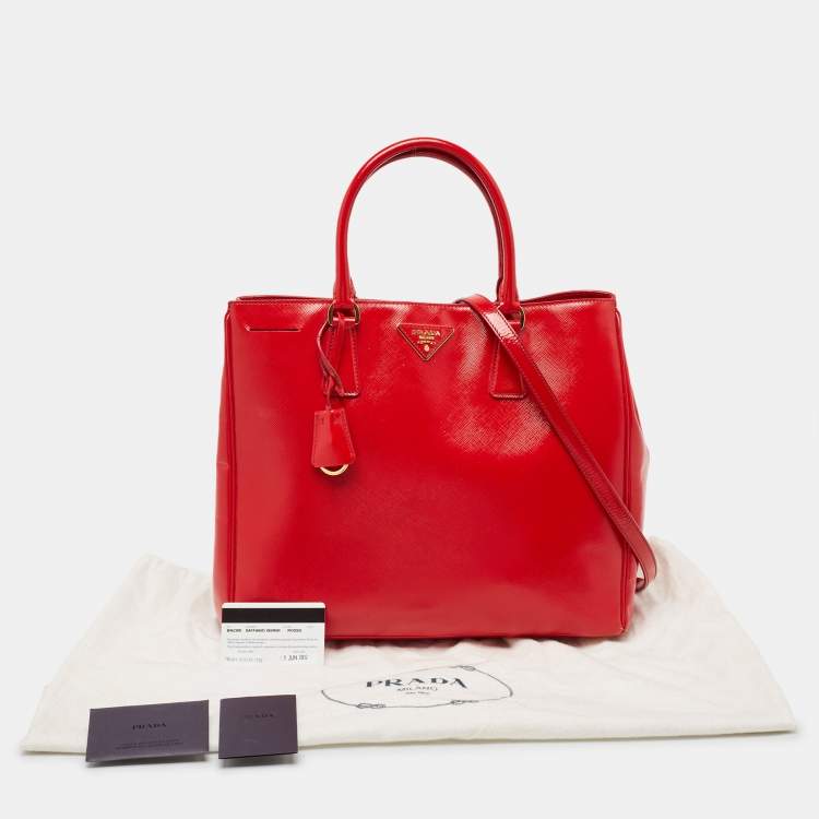 Pre Owned Prada Red Saffiano Vernice Leather Galleria Tote
