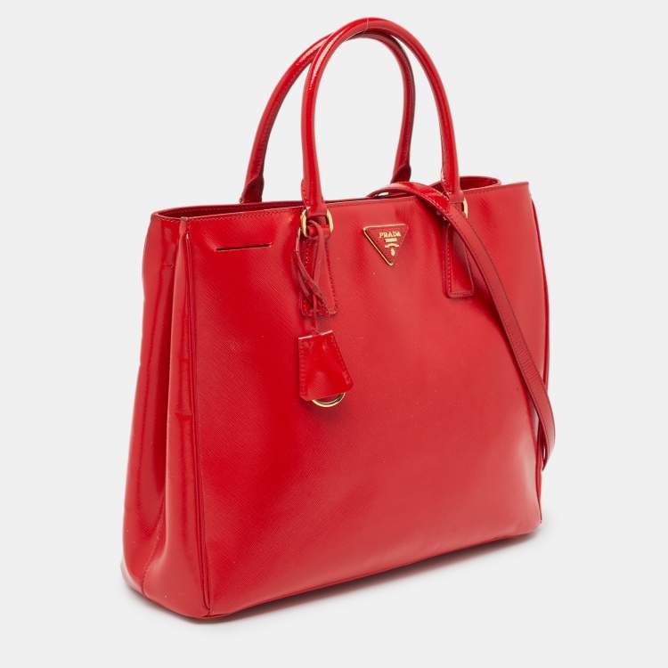 Pre Owned Prada Red Saffiano Vernice Leather Galleria Tote