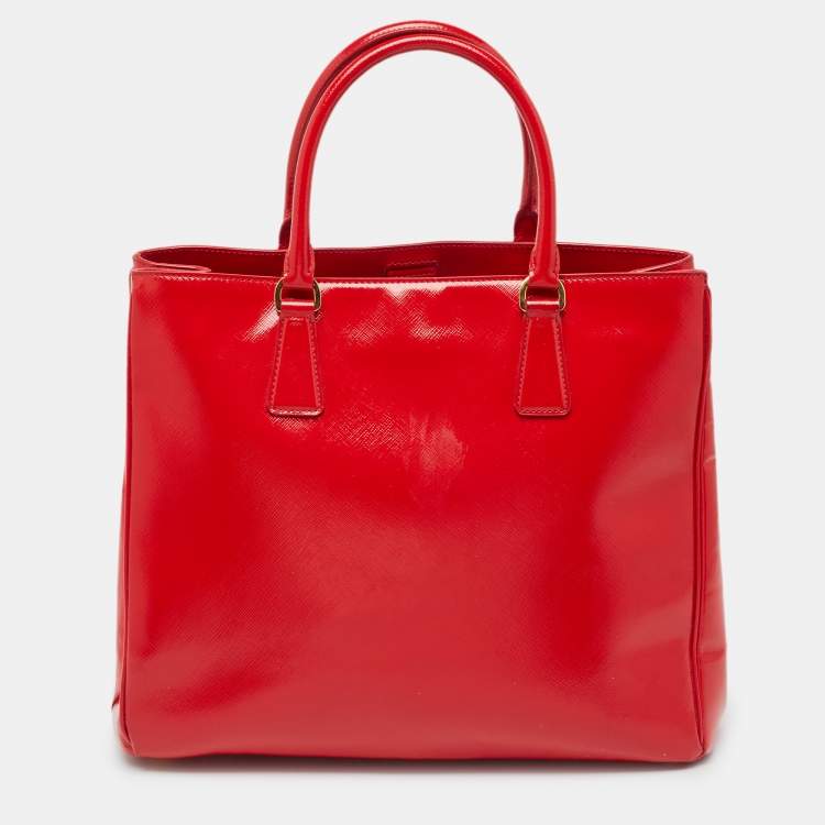 Pre Owned Prada Red Saffiano Vernice Leather Galleria Tote