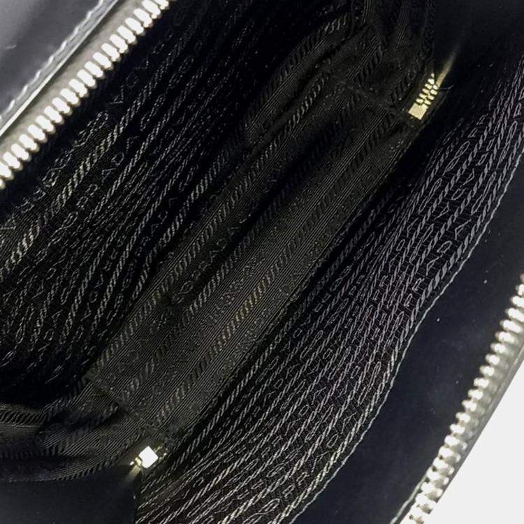 مملوكة مسبقًا Prada Black Leather Spazzolato Travel Crossbody Bag