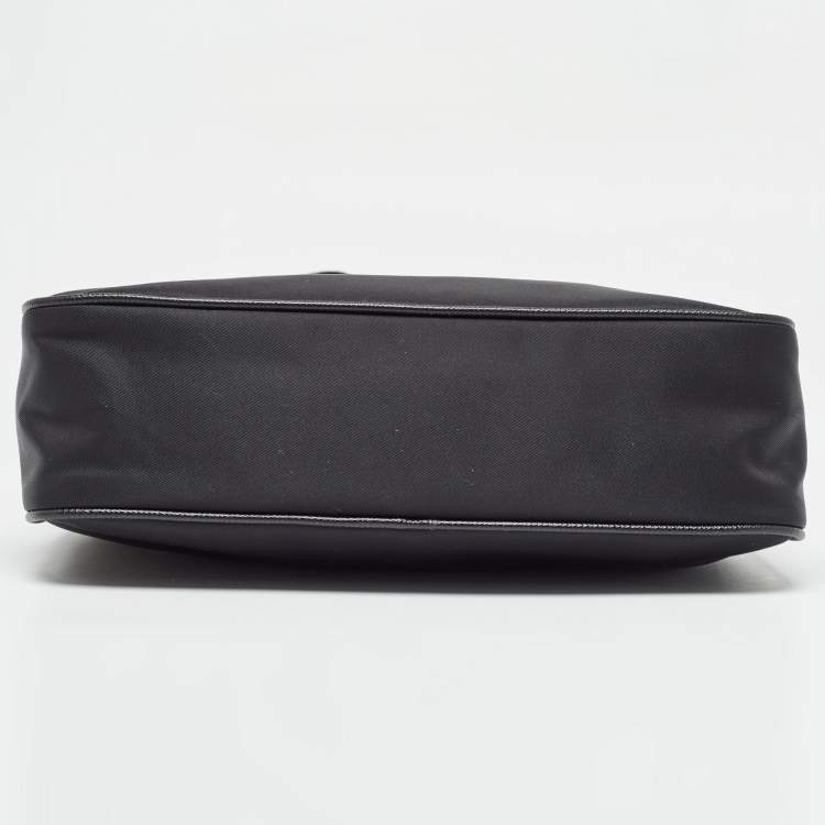 Pre Owned Prada Black Re Nylon and Leather Re-Edition 2005 Baguette Bag