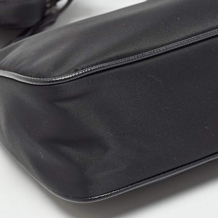 Pre Owned Prada Black Re Nylon and Leather Re-Edition 2005 Baguette Bag
