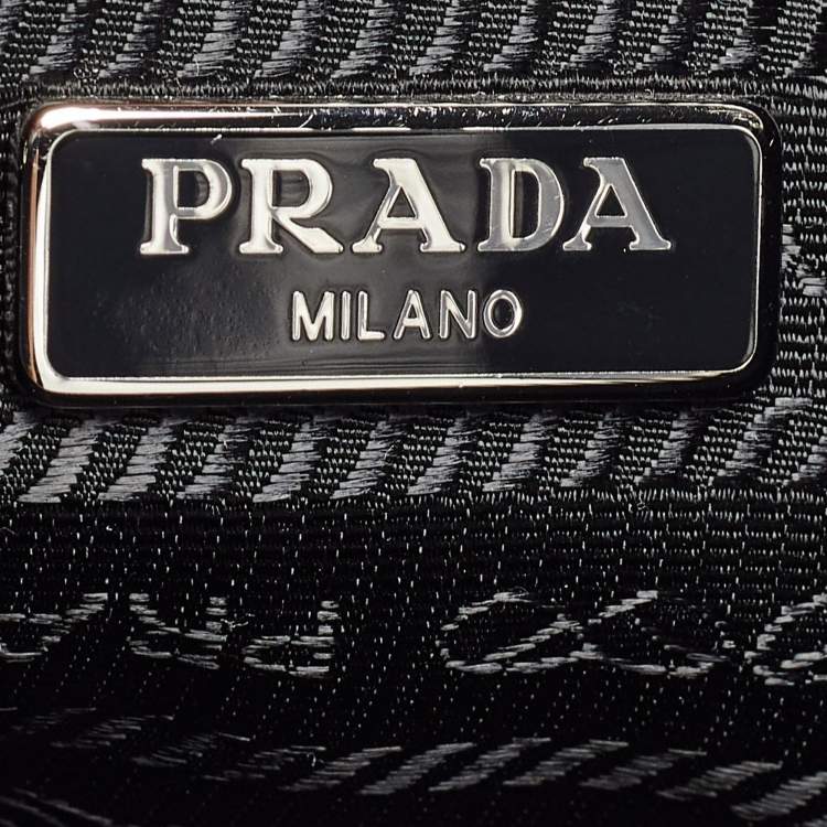 Pre Owned Prada Black Re Nylon and Leather Re-Edition 2005 Baguette Bag