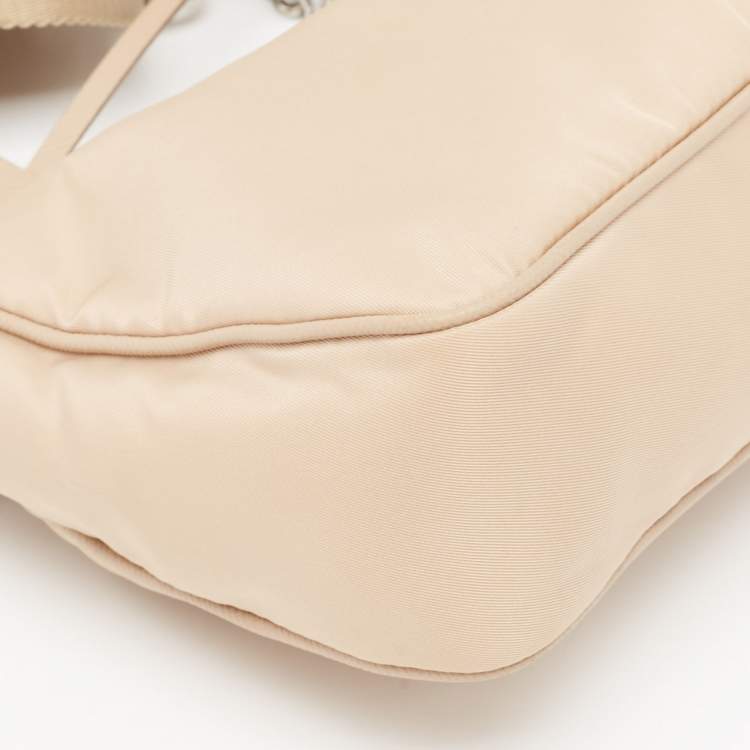 Pre Owned Prada Beige Nylon and Leather Re-Edition 2005 Baguette Bag