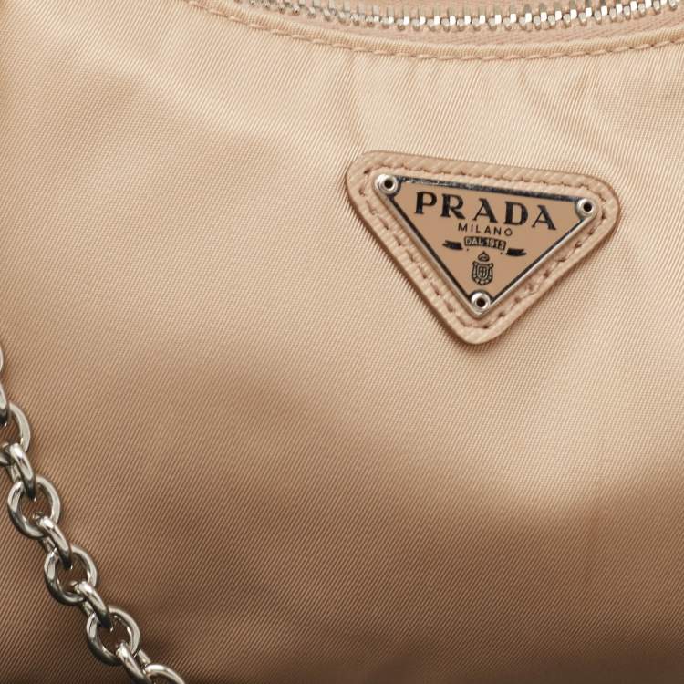 Pre Owned Prada Beige Nylon and Leather Re-Edition 2005 Baguette Bag