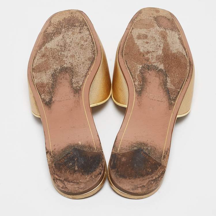 Pre Owned Prada Gold Patent Saffiano Leather Flat Slides  Size 39