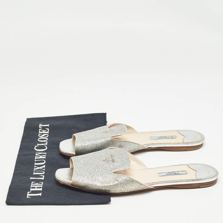 Pre Owned Prada Silver Glitter Slide Flats Size 39