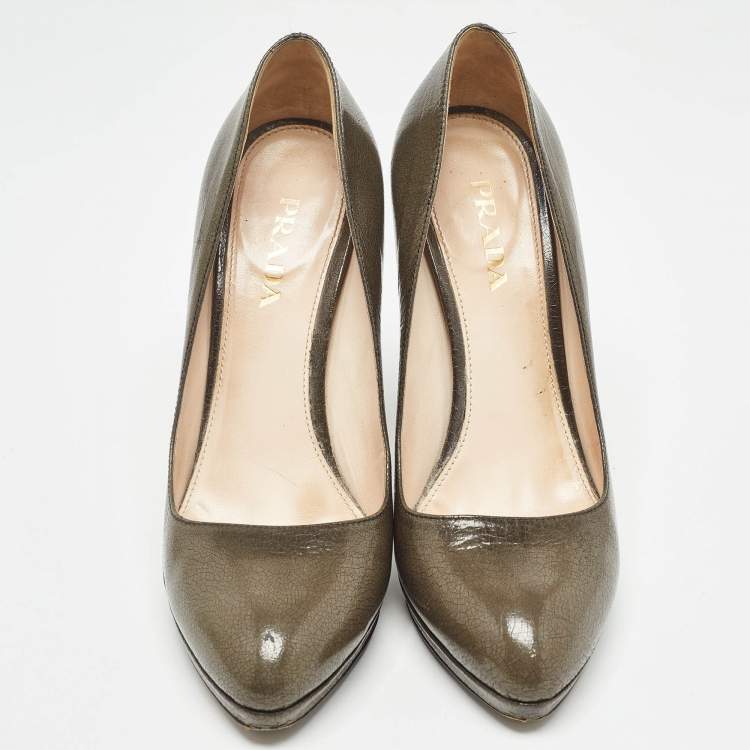 Pre Owned Prada Olive Green Crackled Patent Platform Leather Pumps Size 38.5
