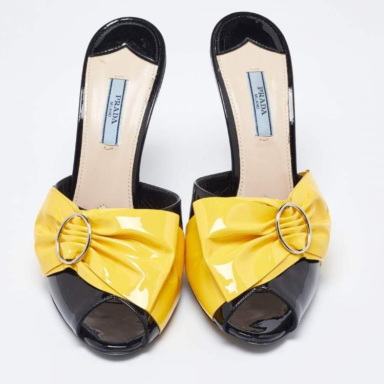Pre Owned Prada Black/Yellow Patent Leather Bow Mules Size 40