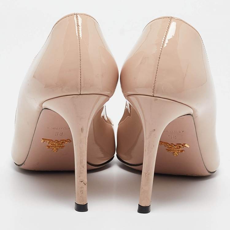 Pre Owned Prada Beige Patent Leather Pointed Toe Pumps Size 38