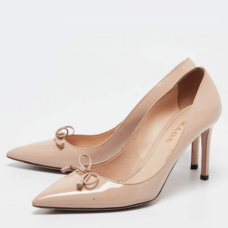 Pre Owned Prada Beige Patent Leather Pointed Toe Pumps Size 38