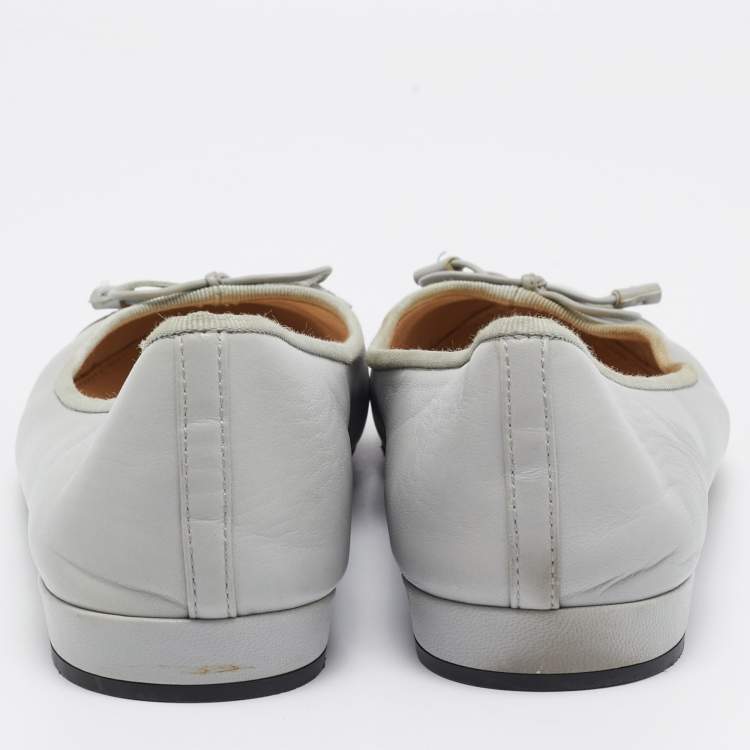 Pre Owned Prada Grey Patent and Leather Ballet Flats Size 42
