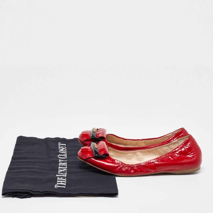 Pre Owned Prada Red Patent Leather Fringe Scrunch Ballet Flats Size 36