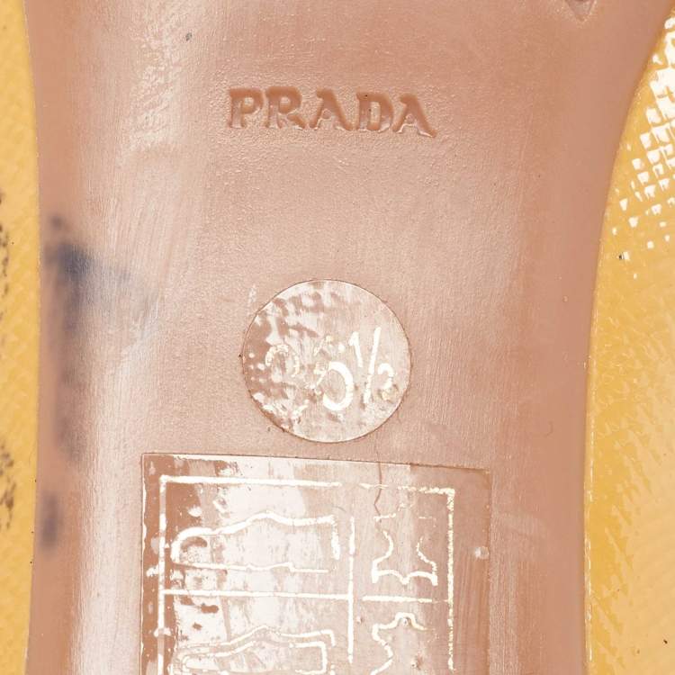 Pre Owned Prada Beige Patent Leather Bow Block Heel Pumps Size 36.5