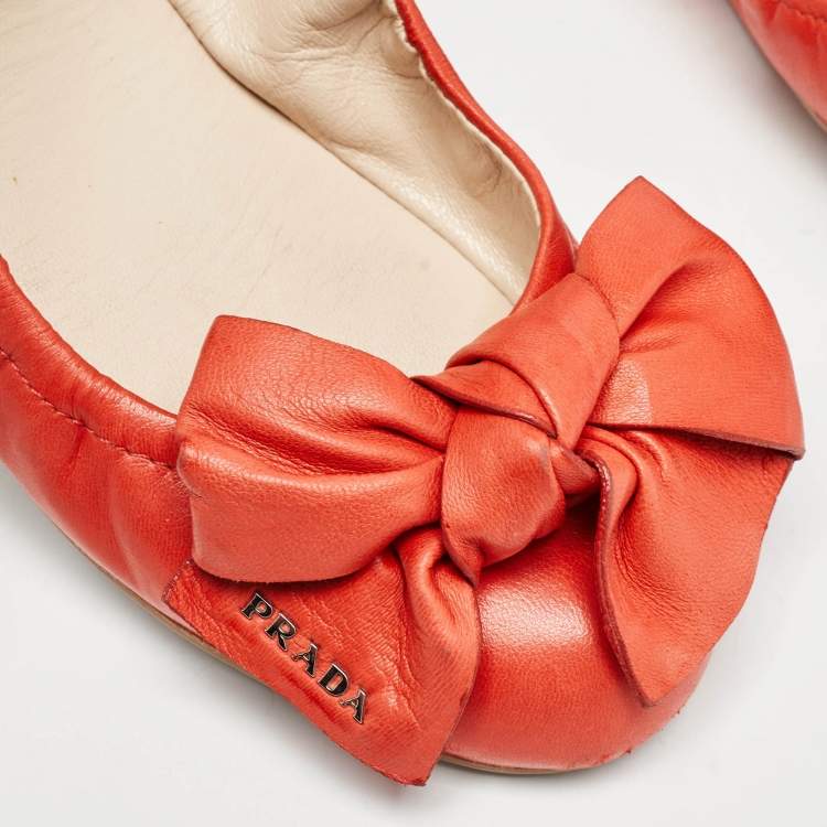 Pre Owned Prada Orange Leather Bow Logo Scrunch Ballet Flats Size 37