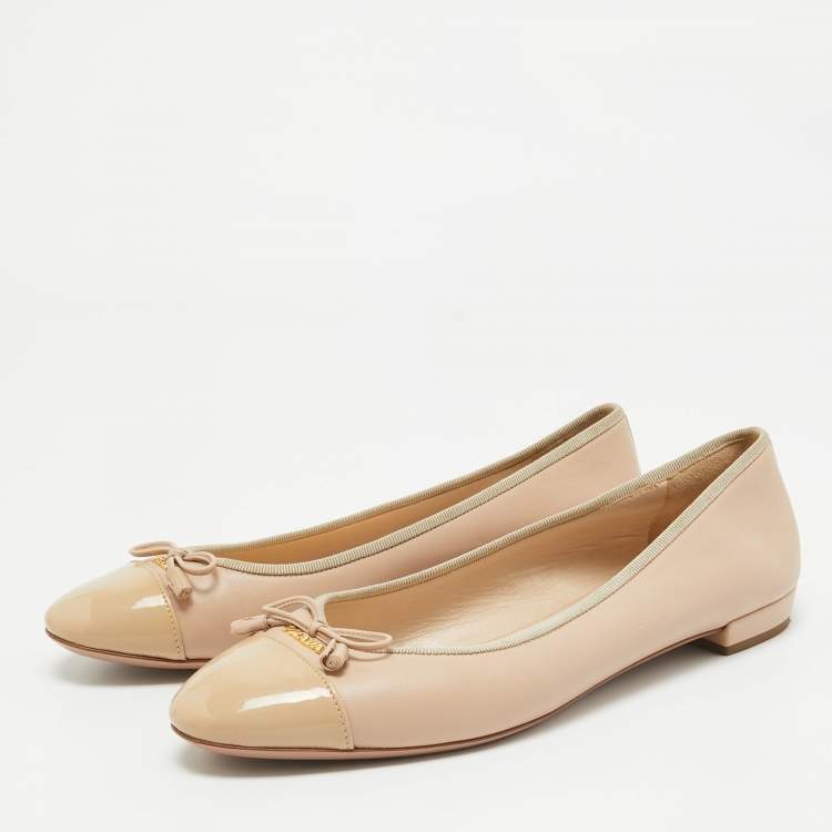 Pre Owned Prada Beige Leather and Patent Cap Toe Bow Ballet Flats Size 38.5
