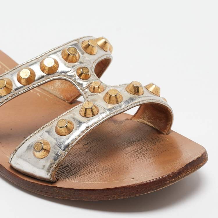 Pre Owned Prada Silver Leather Studded Flat Slides Size 36.5