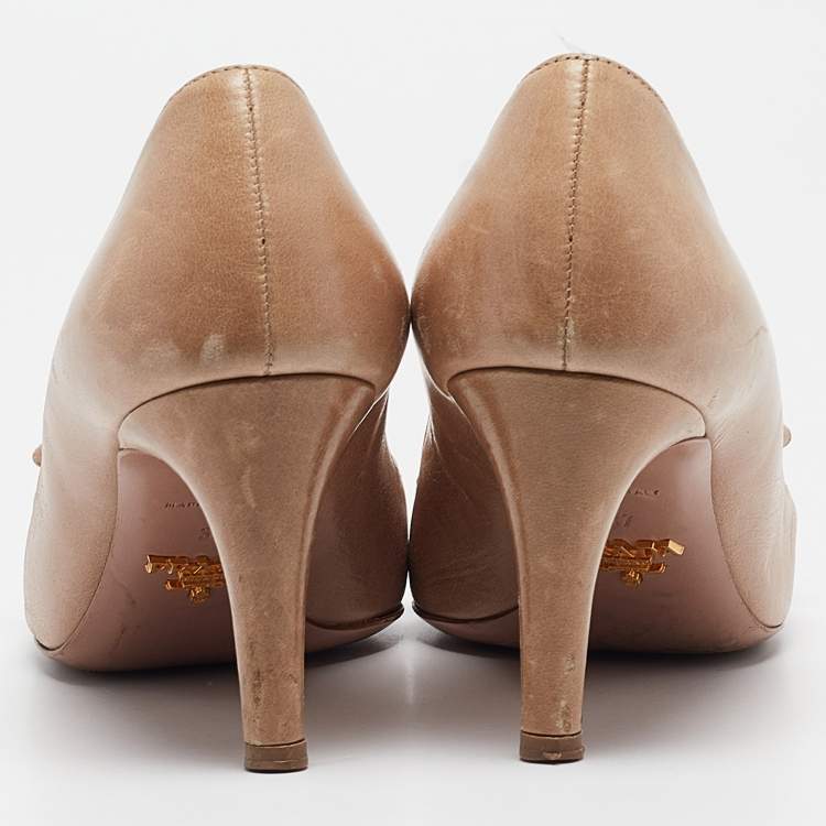 Pre Owned Prada Beige Leather Bow Pumps Size 37