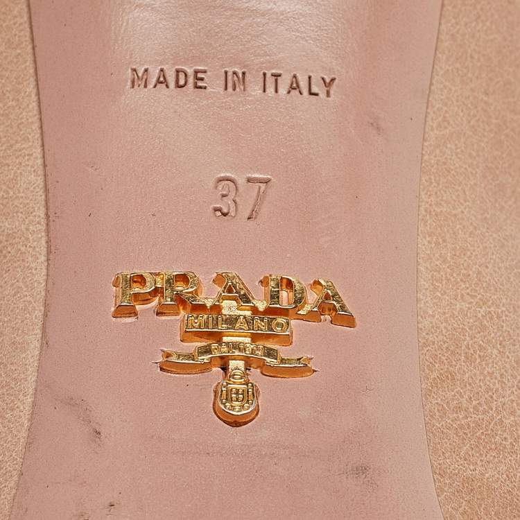 Pre Owned Prada Beige Leather Bow Pumps Size 37