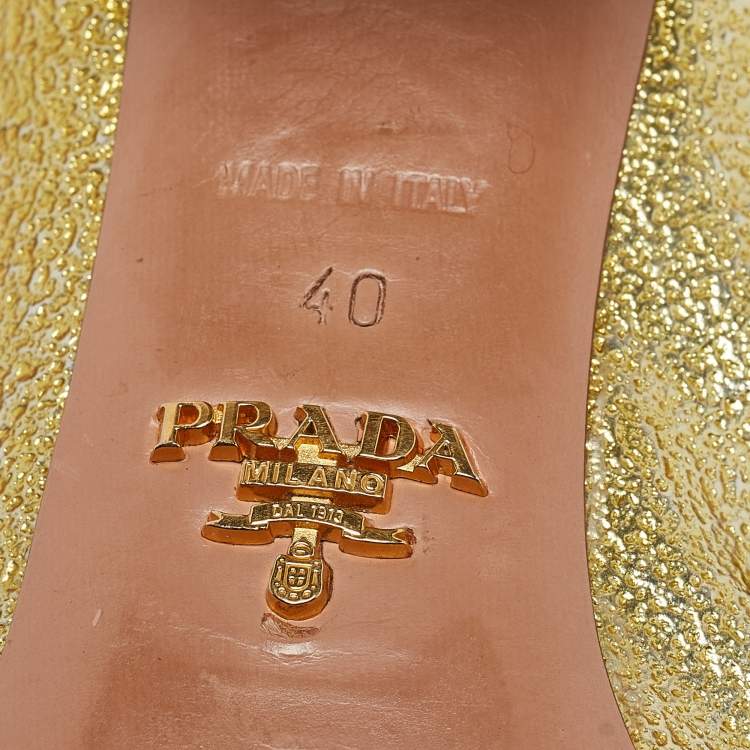 مملوكة مسبقًا Prada Yellow Patent Leather Block Heel Pumps Size 40