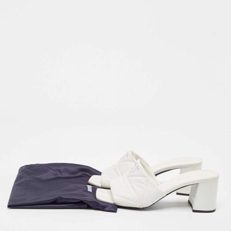 Pre Owned Prada White Quilted Leather Slide Sandals Size 38