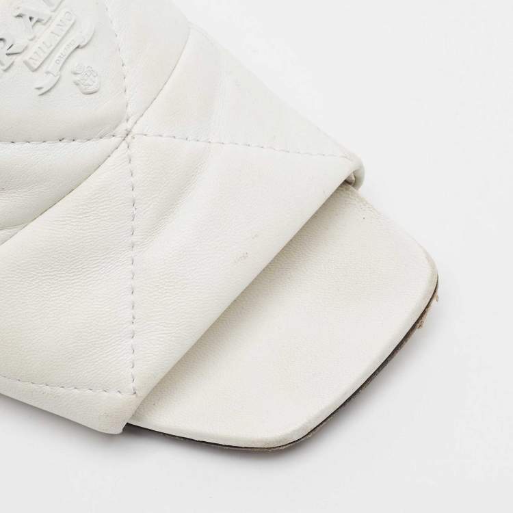 Pre Owned Prada White Quilted Leather Slide Sandals Size 38