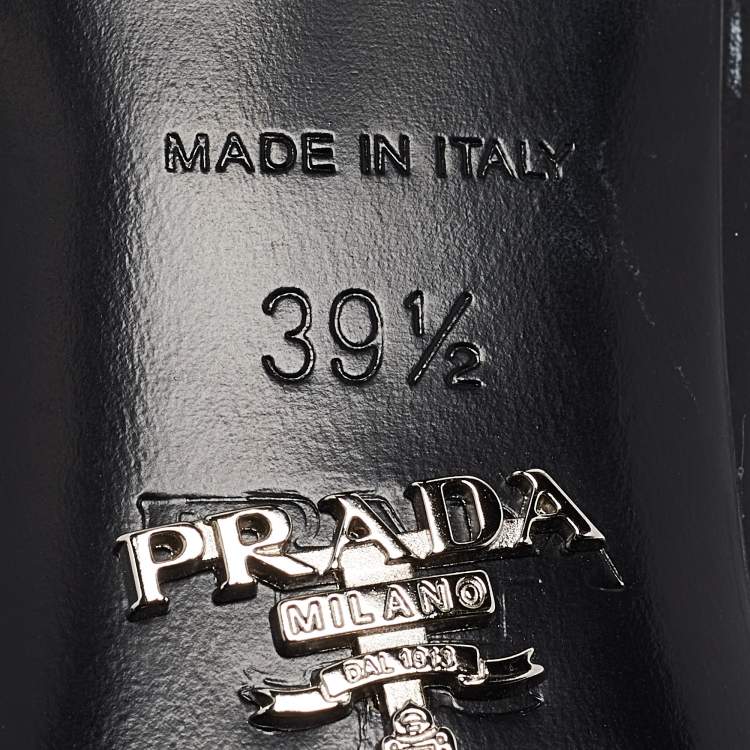 Pre Owned Prada Black Patent Leather Slide Sandals Size 39.5