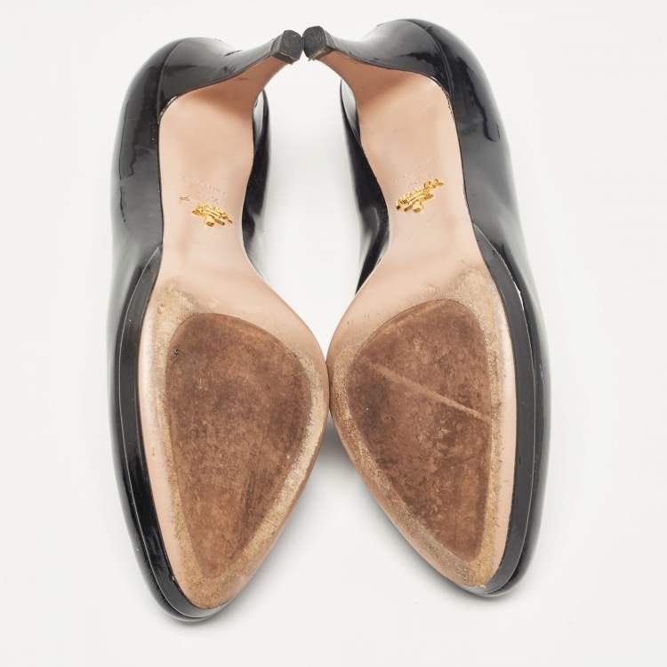 Pre Owned Prada Black Patent Leather Platform Pumps Size 40.5