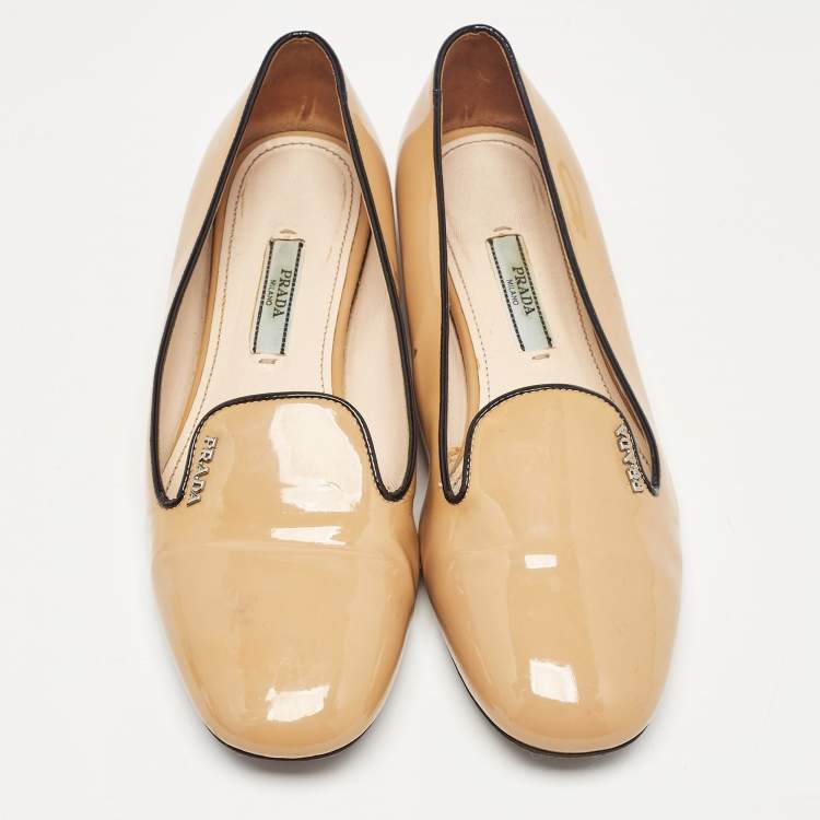 Pre Owned Prada Beige Patent Leather Smoking Slippers Size 36.5