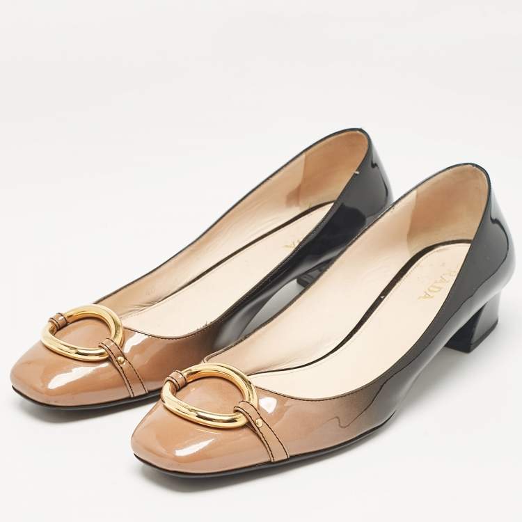 Pre Owned Prada Black/Beige Patent Leather Block Heel Pumps Size 40