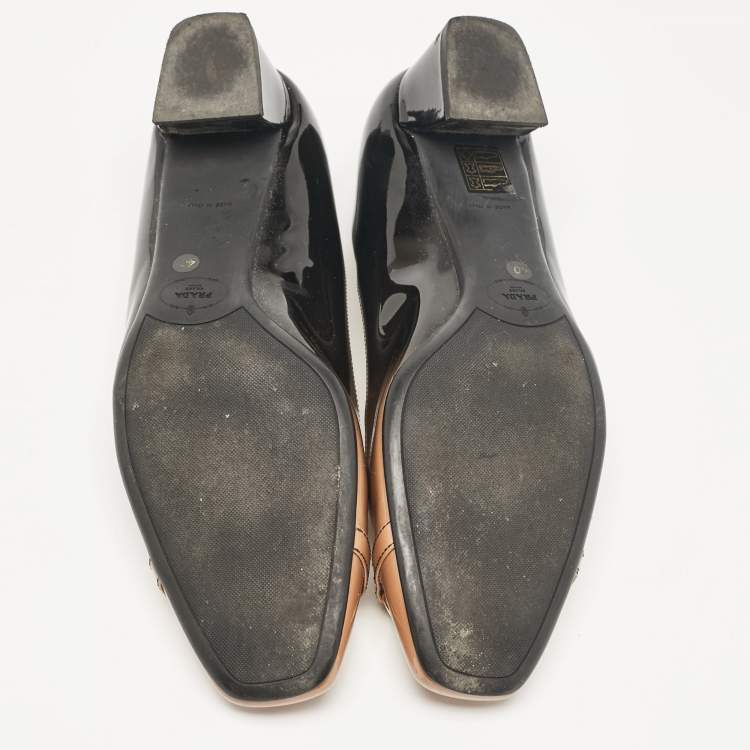 Pre Owned Prada Black/Beige Patent Leather Block Heel Pumps Size 40