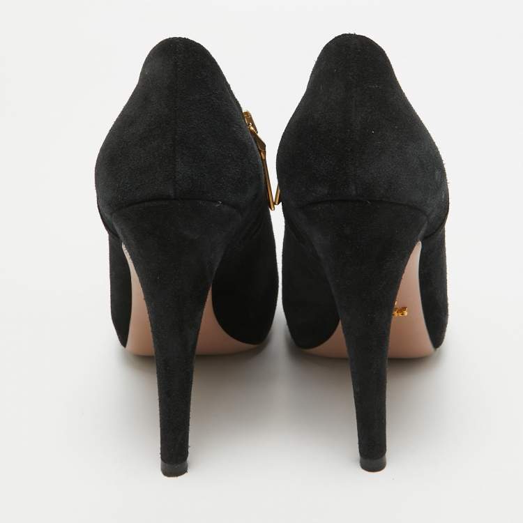 Pre Owned Prada Black Suede Ankle Booties Size 37.5