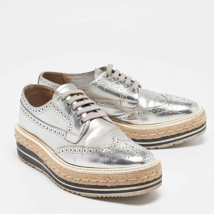 Pre Owned Prada Silver Leather Lce Up Derby Size 36.5