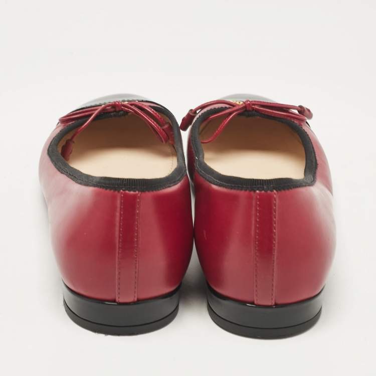 Pre Owned Prada Pink/Black Patent and Leather Bow Ballet Flats Size 37