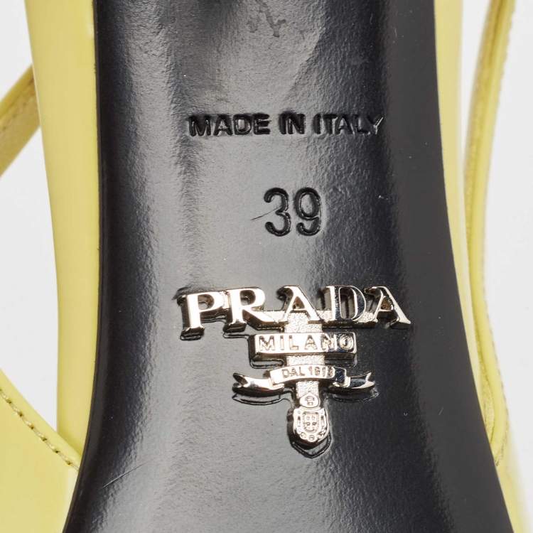 Pre Owned Prada Green Patent Pointed Toe Slingback Pumps Size 39