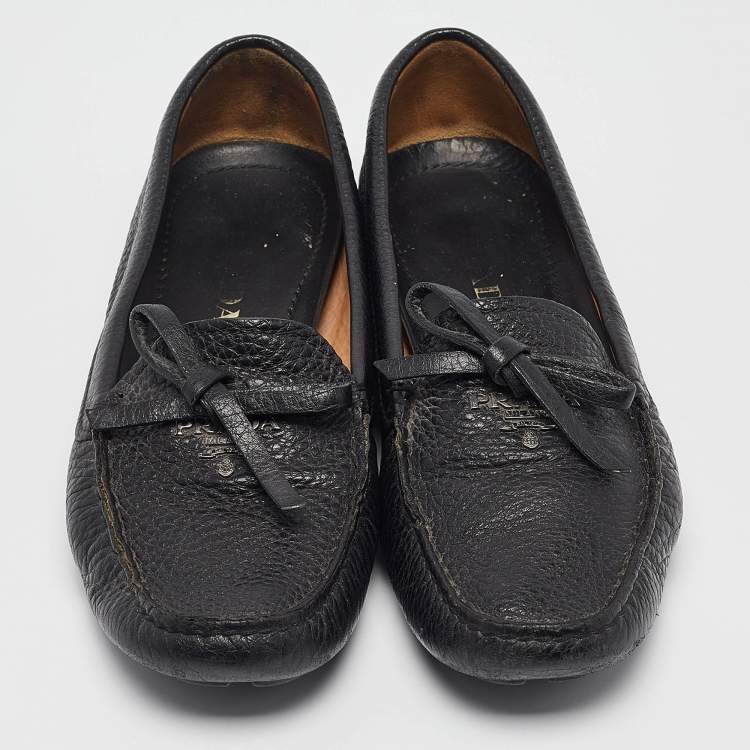 Pre Owned Prada Black Leather Slip On Loafers Size 35