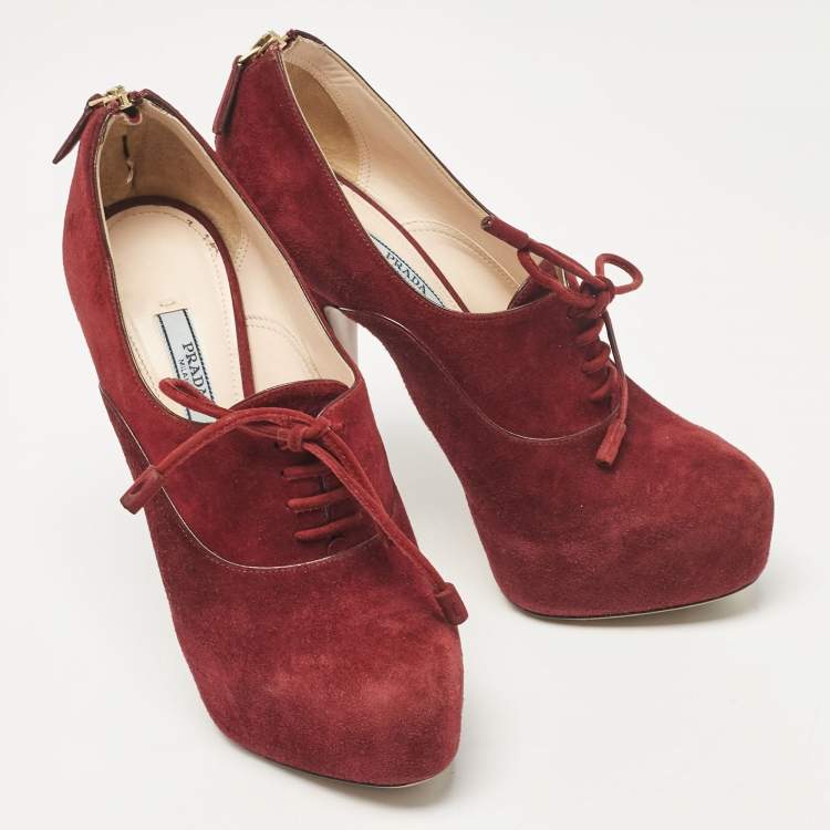 Pre Owned Prada Burgundy Suede Lace Up Booties Size 37.5
