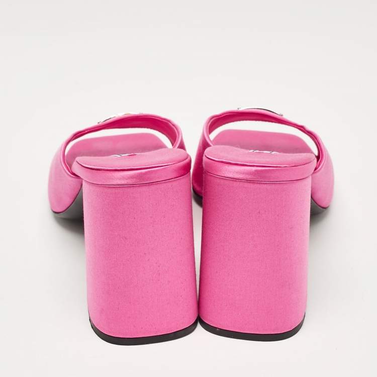 Pre Owned Prada Pink Satin Block Heel Slide Sandals Size 40